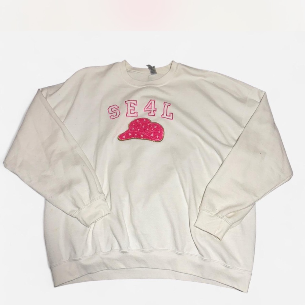 Gildan White Crewneck Sweatshirt with Pink Nail Accents